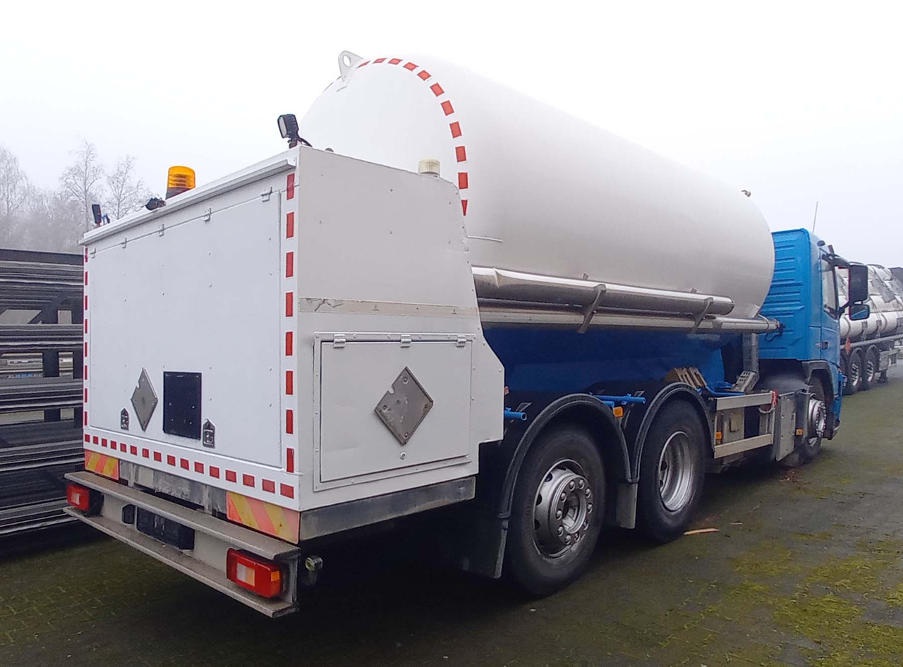 VOLVO Gas, oxygen, argon, nitrogen, cryogenic tank truck - Tanker truck: picture 4 VOLVO Gas, oxygen, argon, nitrogen, cryogenic tank truck - Tanker truck: picture 4