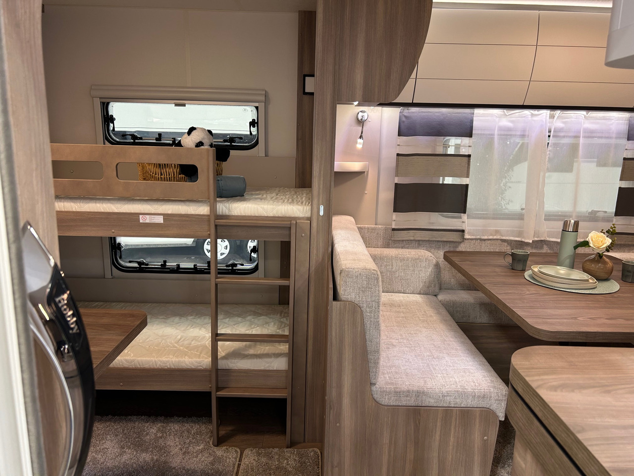 Excellent Edition 650 KMFe - Caravan: picture 3 Excellent Edition 650 KMFe - Caravan: picture 3
