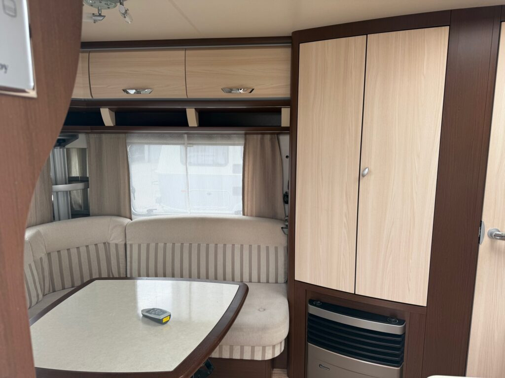 Hobby Prestige 495 UL 2013 - Caravan: picture 5 Hobby Prestige 495 UL 2013 - Caravan: picture 5