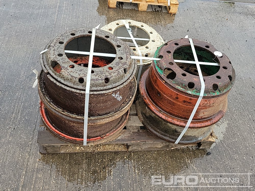 20" Rim (5 of) - Tire: picture 4 20" Rim (5 of) - Tire: picture 4