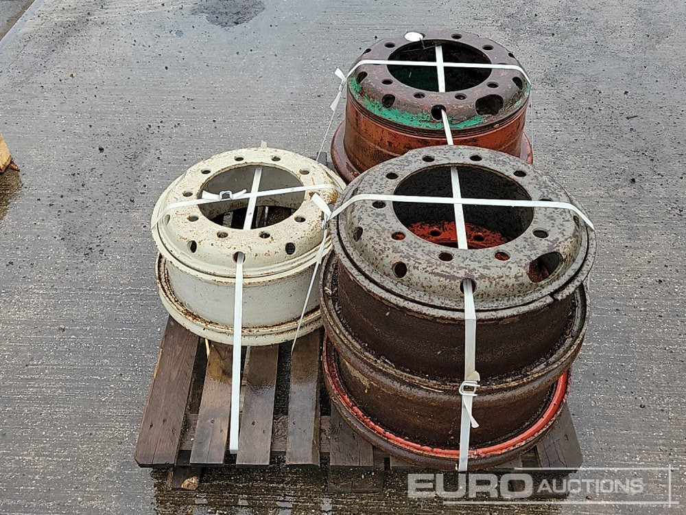 20" Rim (5 of) - Tire: picture 2 20" Rim (5 of) - Tire: picture 2