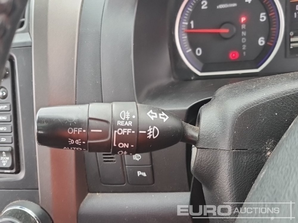 SUV 2010 Honda CR-V: picture 35