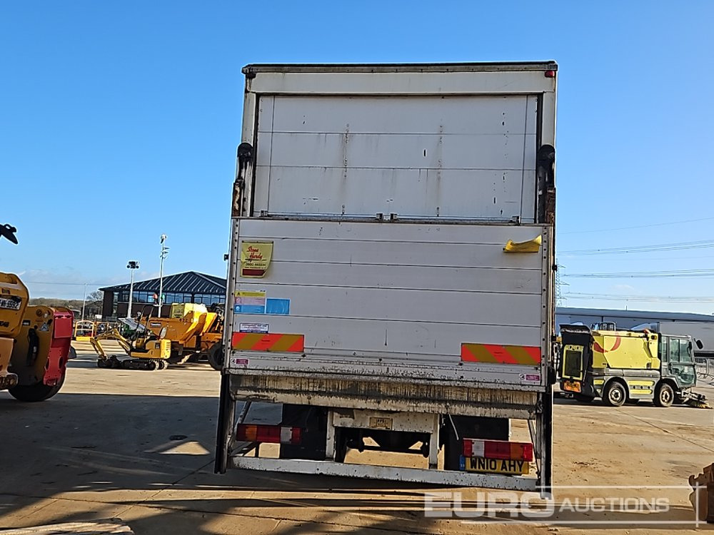 2010 Mercedes 1824 - Box truck: picture 4 2010 Mercedes 1824 - Box truck: picture 4