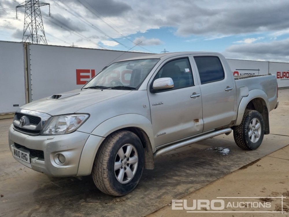 2010 Toyota Hilux Invincible - Pickup truck: picture 1 2010 Toyota Hilux Invincible - Pickup truck: picture 1