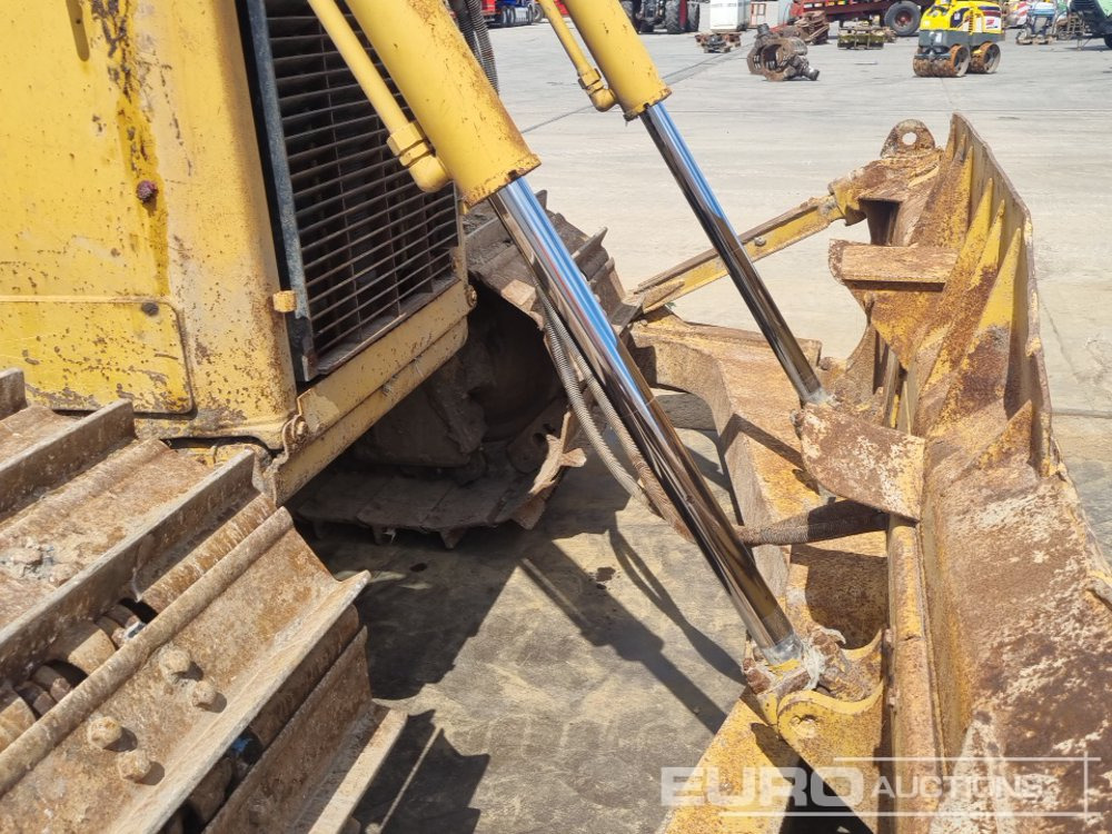 Bulldozer 2011 CAT D6T: picture 22