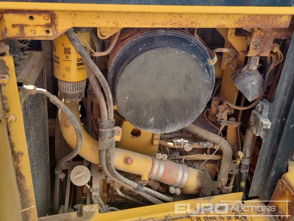 Bulldozer 2011 CAT D6T: picture 25