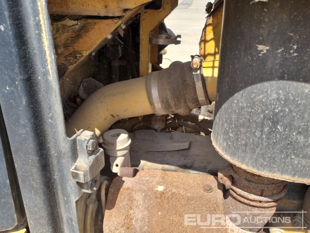 Bulldozer 2011 CAT D6T: picture 31