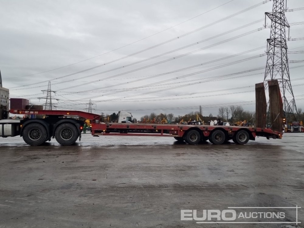 2011 Faymonville Tri Axle Stepframe Low Loader Trailer, Out Riggers, Hydraulic Ramps - Low loader semi-trailer: picture 2 2011 Faymonville Tri Axle Stepframe Low Loader Trailer, Out Riggers, Hydraulic Ramps - Low loader semi-trailer: picture 2