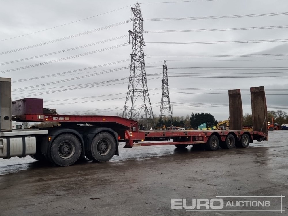 2011 Faymonville Tri Axle Stepframe Low Loader Trailer, Out Riggers, Hydraulic Ramps - Low loader semi-trailer: picture 1 2011 Faymonville Tri Axle Stepframe Low Loader Trailer, Out Riggers, Hydraulic Ramps - Low loader semi-trailer: picture 1