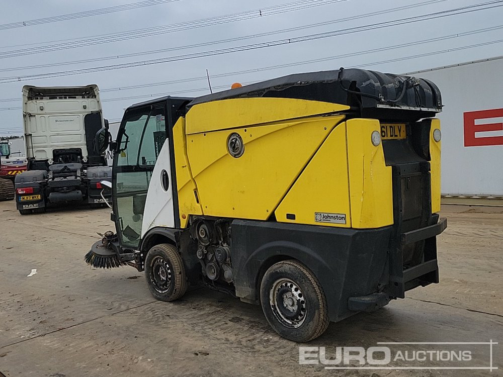 2011 Johnston 4x2 Road Sweeper, Reverse Camera, Automatic Gearbox - Road sweeper: picture 3 2011 Johnston 4x2 Road Sweeper, Reverse Camera, Automatic Gearbox - Road sweeper: picture 3