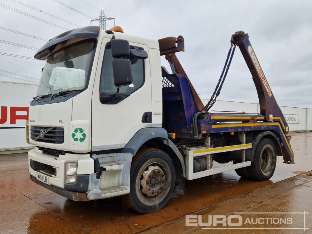 2011 Volvo FL240 - Skip loader truck: picture 1 2011 Volvo FL240 - Skip loader truck: picture 1