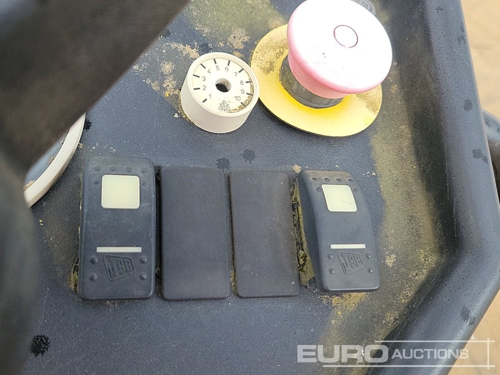 Roller 2012 JCB VMT160: picture 34