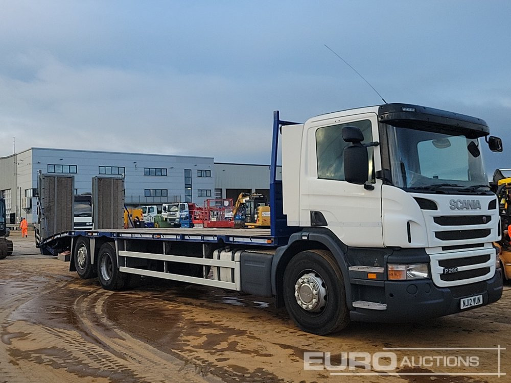 Dropside/ Flatbed truck for transportation of heavy machinery 2012 Scania P280: picture 7