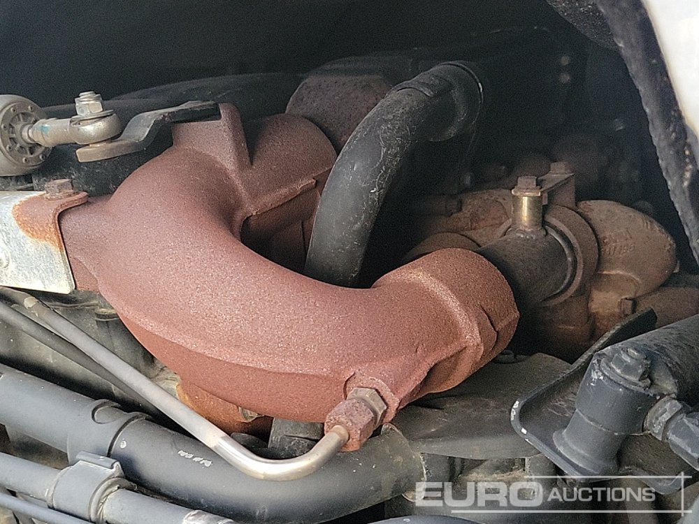 Dropside/ Flatbed truck for transportation of heavy machinery 2012 Scania P280: picture 22