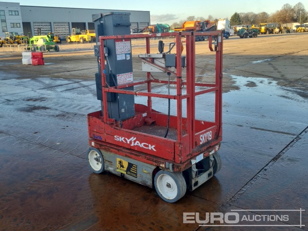 Aerial platform 2012 SkyJack SJ 16: picture 7