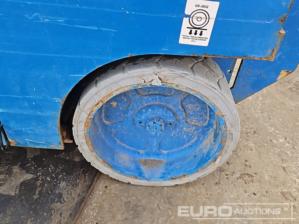 Aerial platform 2013 Genie GS2632: picture 10