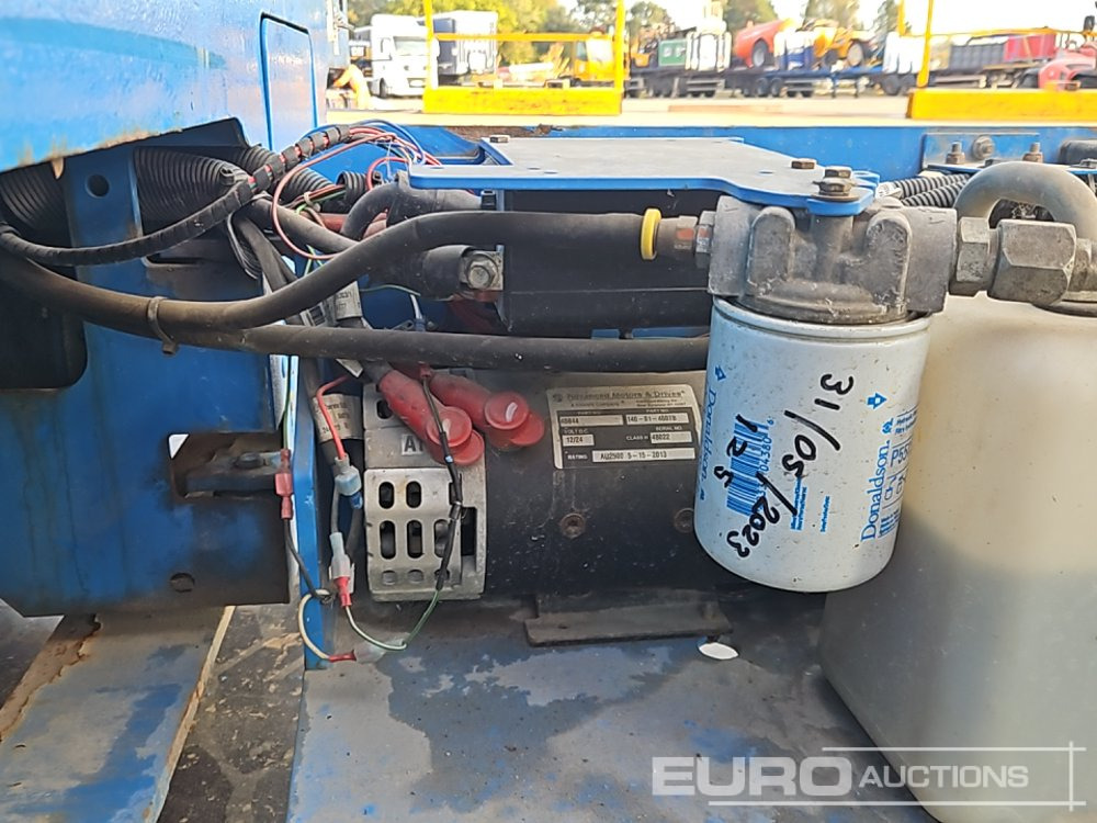 Aerial platform 2013 Genie GS2632: picture 14