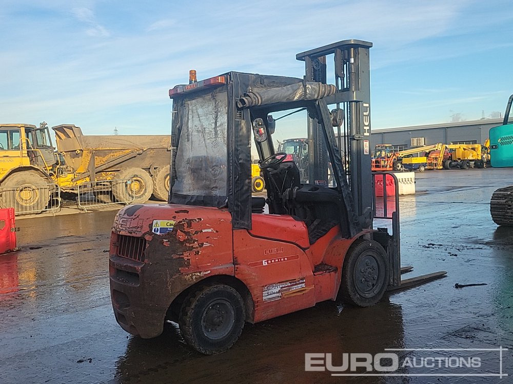 2013 Heli FD30G - Forklift: picture 5 2013 Heli FD30G - Forklift: picture 5