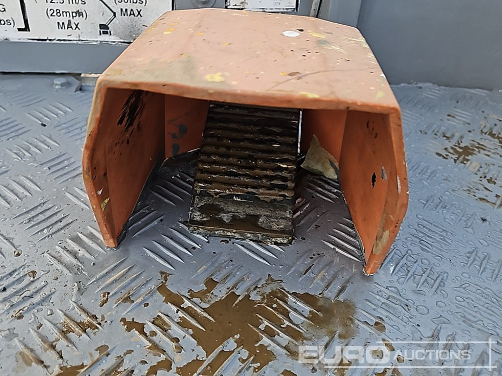 Aerial platform 2013 Niftylift HR15NDE: picture 29