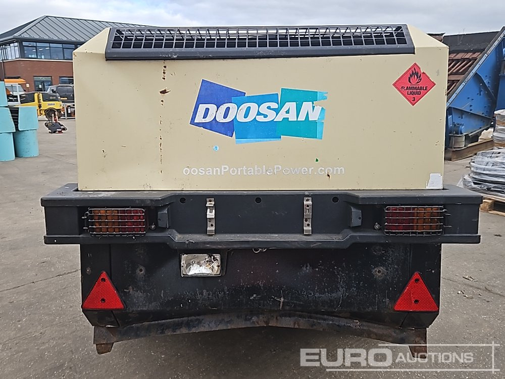 2014 Doosan 773 260CFM - Air compressor: picture 4 2014 Doosan 773 260CFM - Air compressor: picture 4