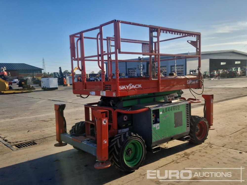 2014 SkyJack SJ6832RT - Aerial platform: picture 5 2014 SkyJack SJ6832RT - Aerial platform: picture 5