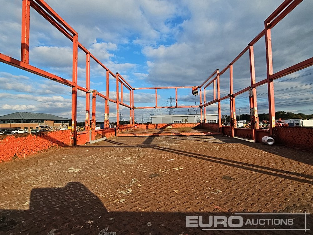 Aerial platform 2014 SkyJack SJ9250: picture 26