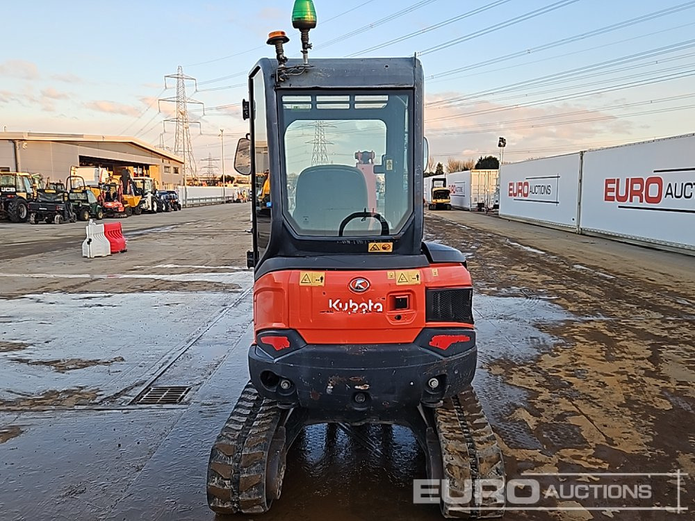 2015 Kubota U27-4 - Mini excavator: picture 4 2015 Kubota U27-4 - Mini excavator: picture 4