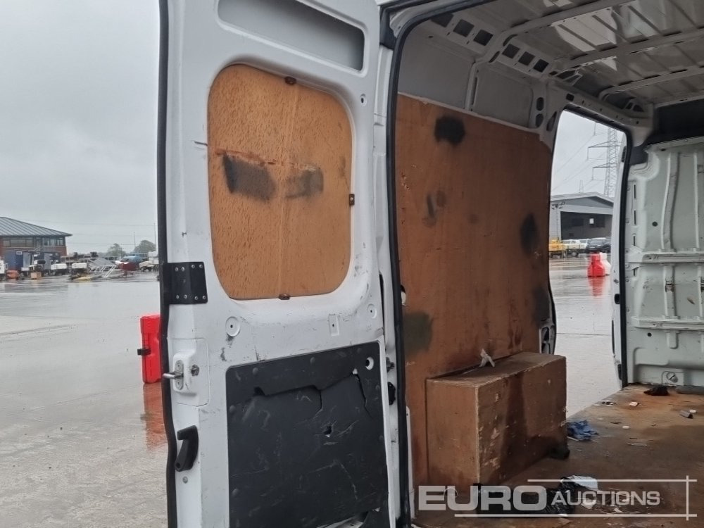 Small van 2016 Fiat Ducato: picture 17