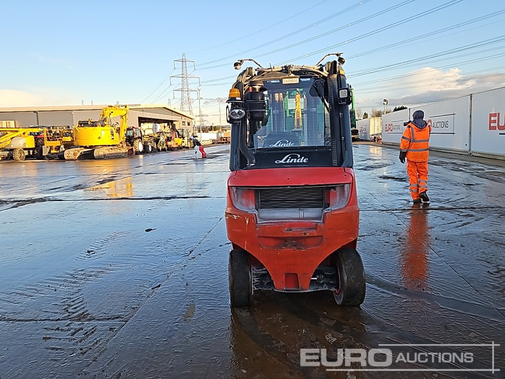 2016 Linde H30D - Forklift: picture 4 2016 Linde H30D - Forklift: picture 4