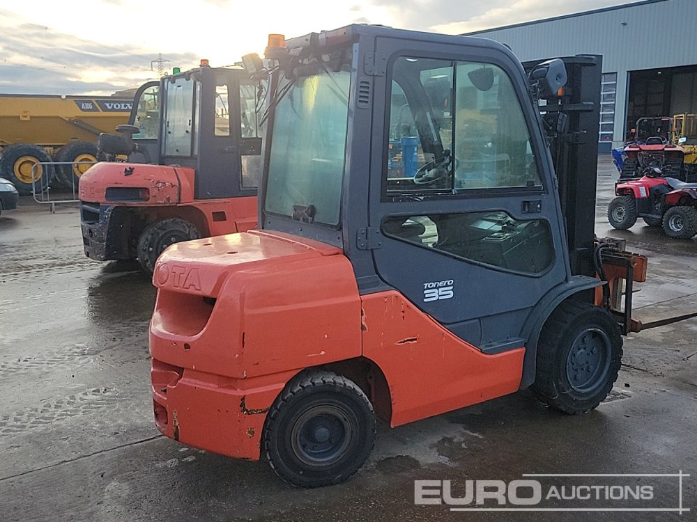 2016 Toyota 8FDJF35 - Forklift: picture 5 2016 Toyota 8FDJF35 - Forklift: picture 5