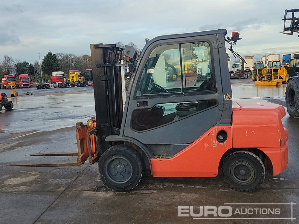 2016 Toyota 8FDJF35 - Forklift: picture 2 2016 Toyota 8FDJF35 - Forklift: picture 2