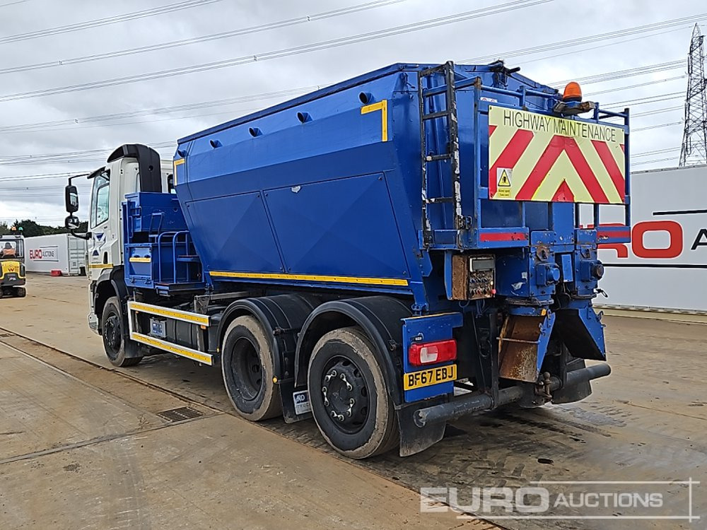 2017 DAF CF320 - Bitumen sprayer: picture 3 2017 DAF CF320 - Bitumen sprayer: picture 3