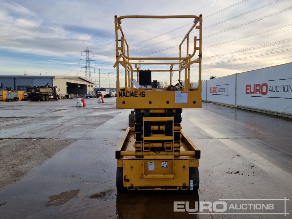 2017 Haulotte Compact 14 - Aerial platform: picture 4 2017 Haulotte Compact 14 - Aerial platform: picture 4