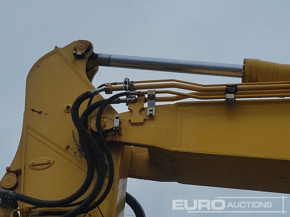 Crawler excavator 2017 Komatsu PC210LC-10: picture 26