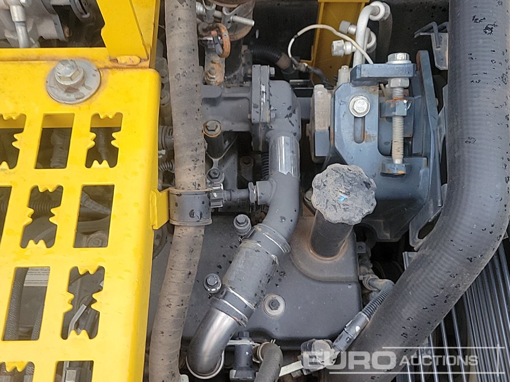 Crawler excavator 2017 Komatsu PC210LC-10: picture 33