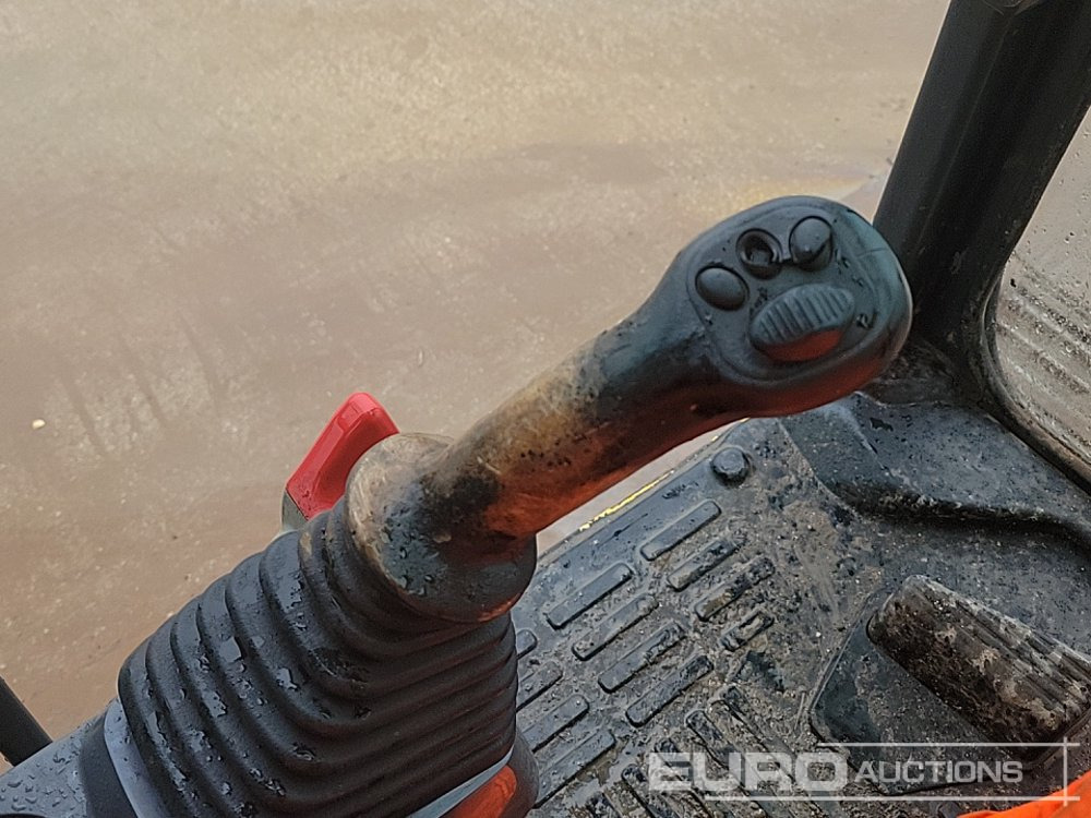 Crawler excavator 2017 Komatsu PC210LC-10: picture 46