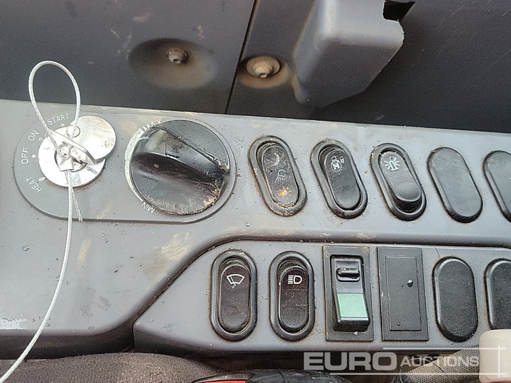 Crawler excavator 2017 Komatsu PC210LC-10: picture 47