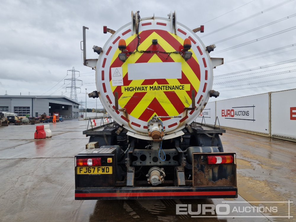 2017 Mercedes Arocs 3240 - Tanker truck: picture 4 2017 Mercedes Arocs 3240 - Tanker truck: picture 4