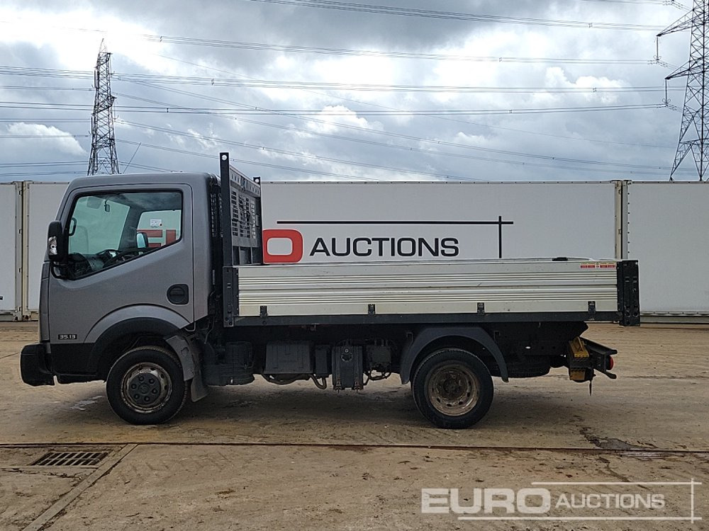 2017 Nissan Cabstar NT400 - Open body delivery van: picture 2 2017 Nissan Cabstar NT400 - Open body delivery van: picture 2