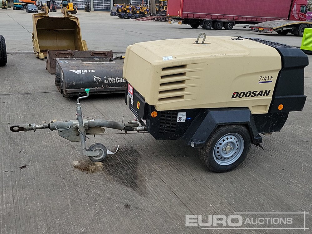 2018 Doosan 741 - Air compressor: picture 2 2018 Doosan 741 - Air compressor: picture 2