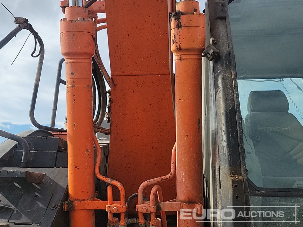 Crawler excavator 2018 Hitachi ZX135US-6: picture 19