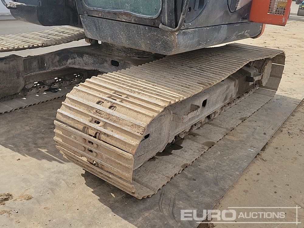 Crawler excavator 2018 Hitachi ZX135US-6: picture 9