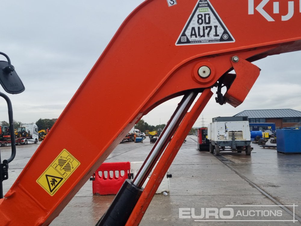 Mini excavator 2018 Kubota KX027-4: picture 25