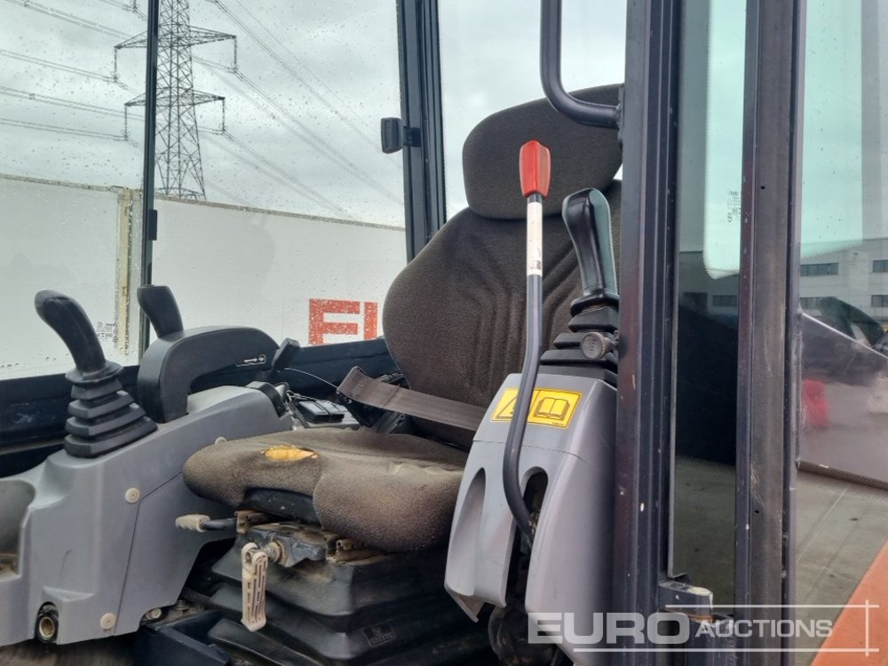Mini excavator 2018 Kubota KX027-4: picture 38