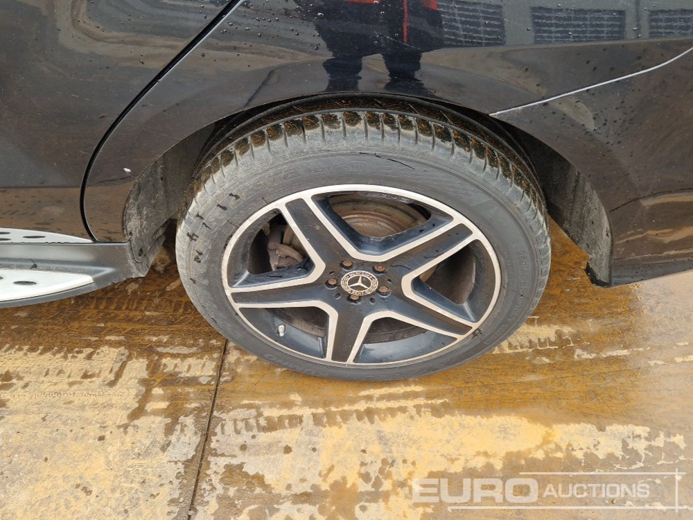 SUV 2018 Mercedes Benz GLE 250D: picture 10