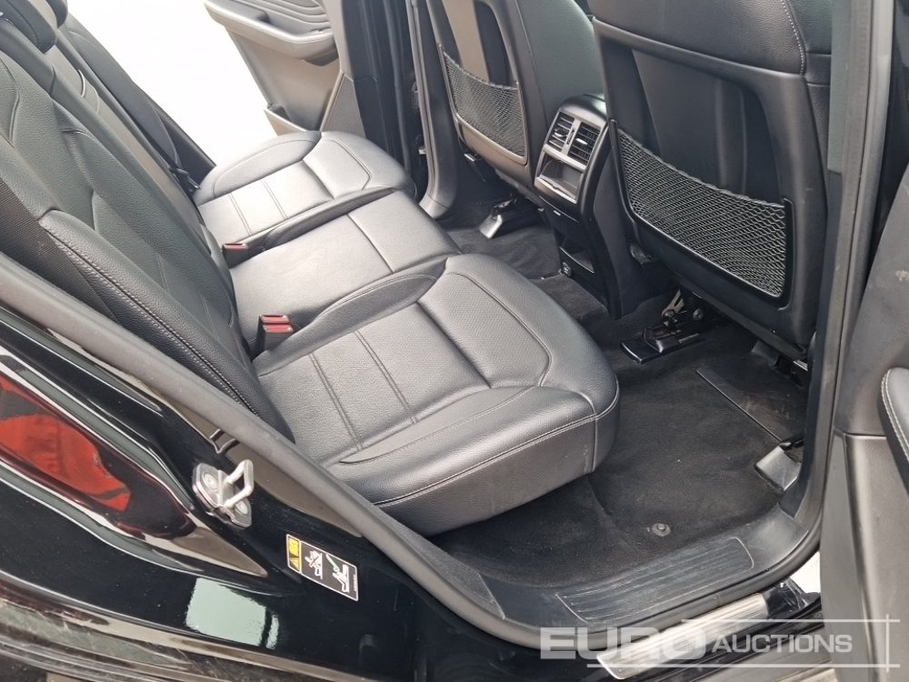 SUV 2018 Mercedes Benz GLE 250D: picture 21