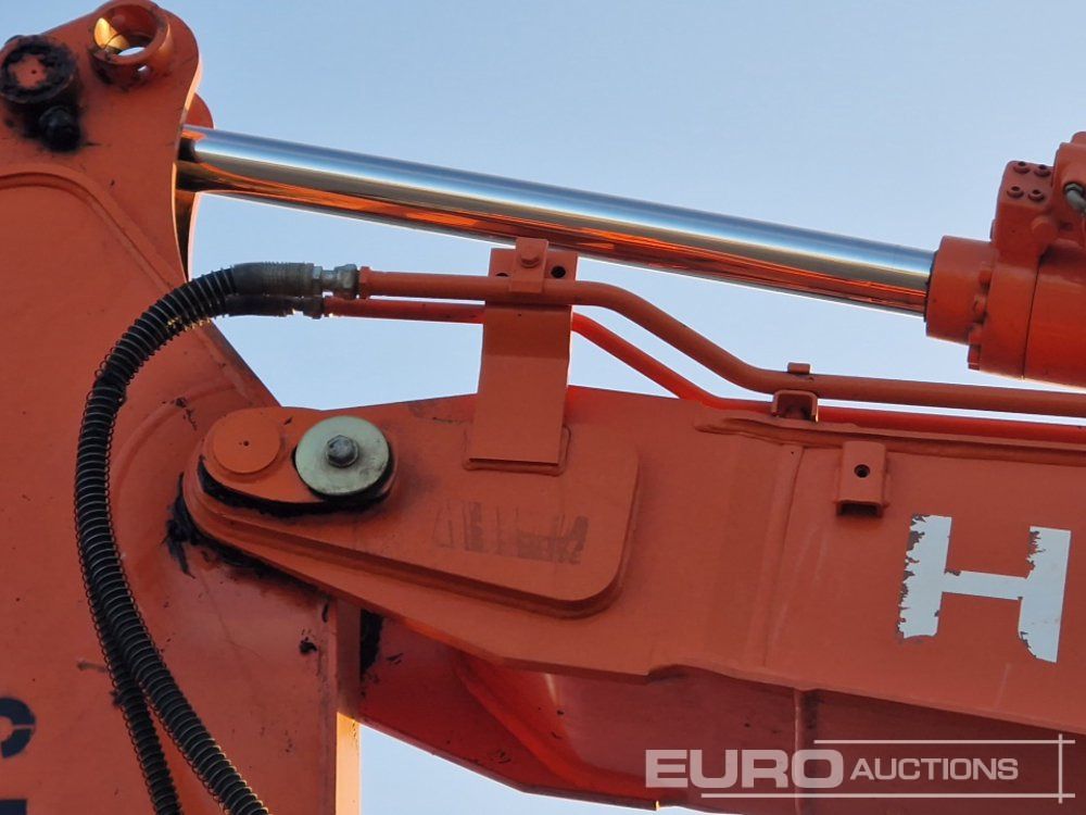 Crawler excavator 2019 Hitachi ZX135US-6: picture 24