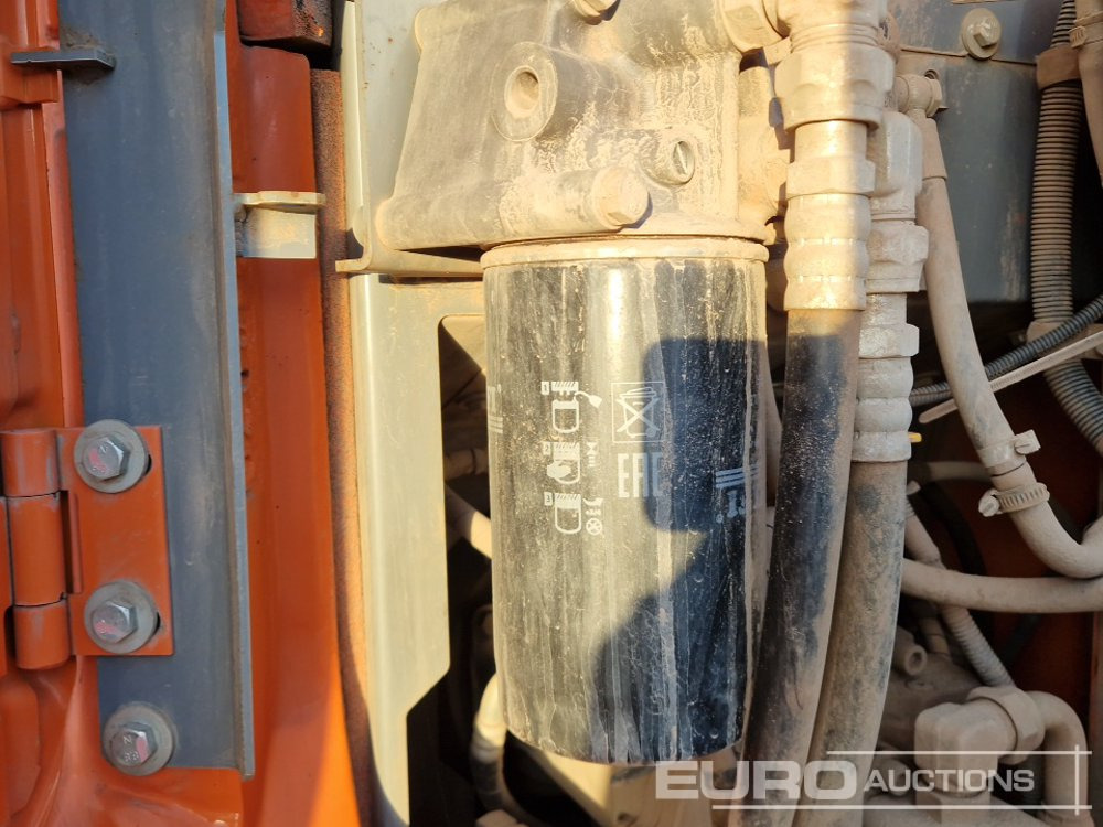 Crawler excavator 2019 Hitachi ZX135US-6: picture 28