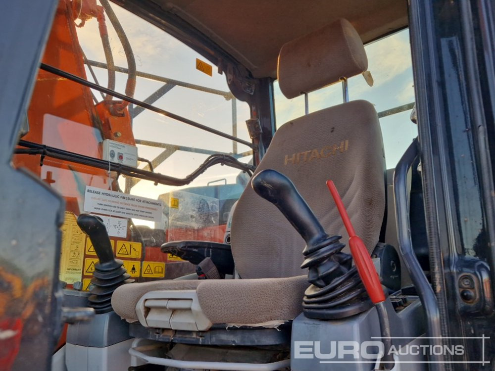 Crawler excavator 2019 Hitachi ZX135US-6: picture 40