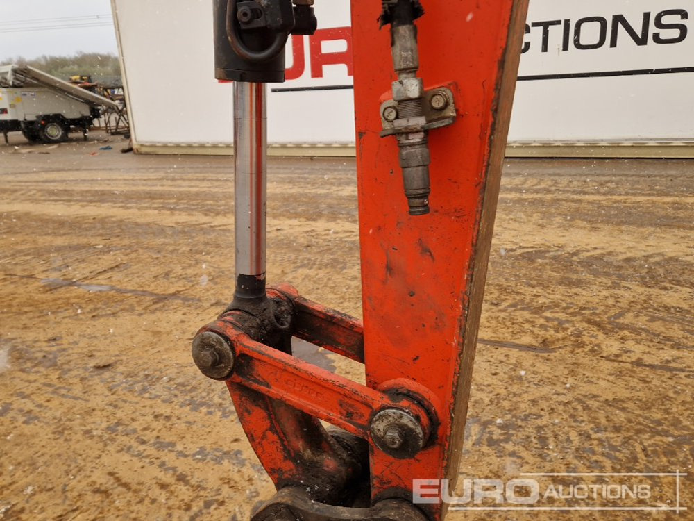 Mini excavator 2019 Kubota U27-4: picture 14